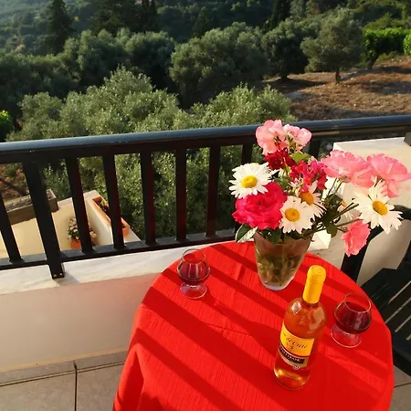Maria Bed & Breakfast Aryiroúpolis